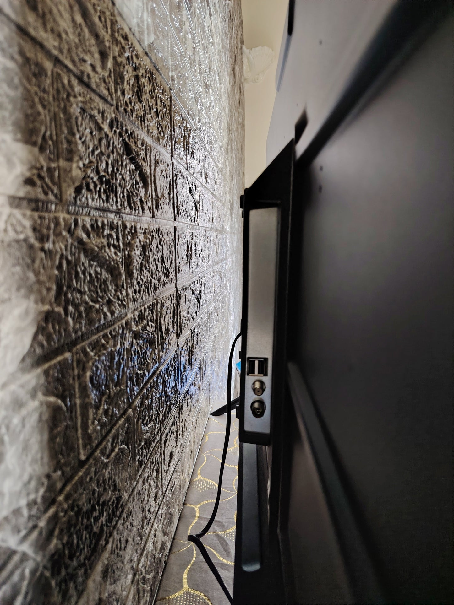 Television Continental 43''  GOOGLE TV Smart Frameless